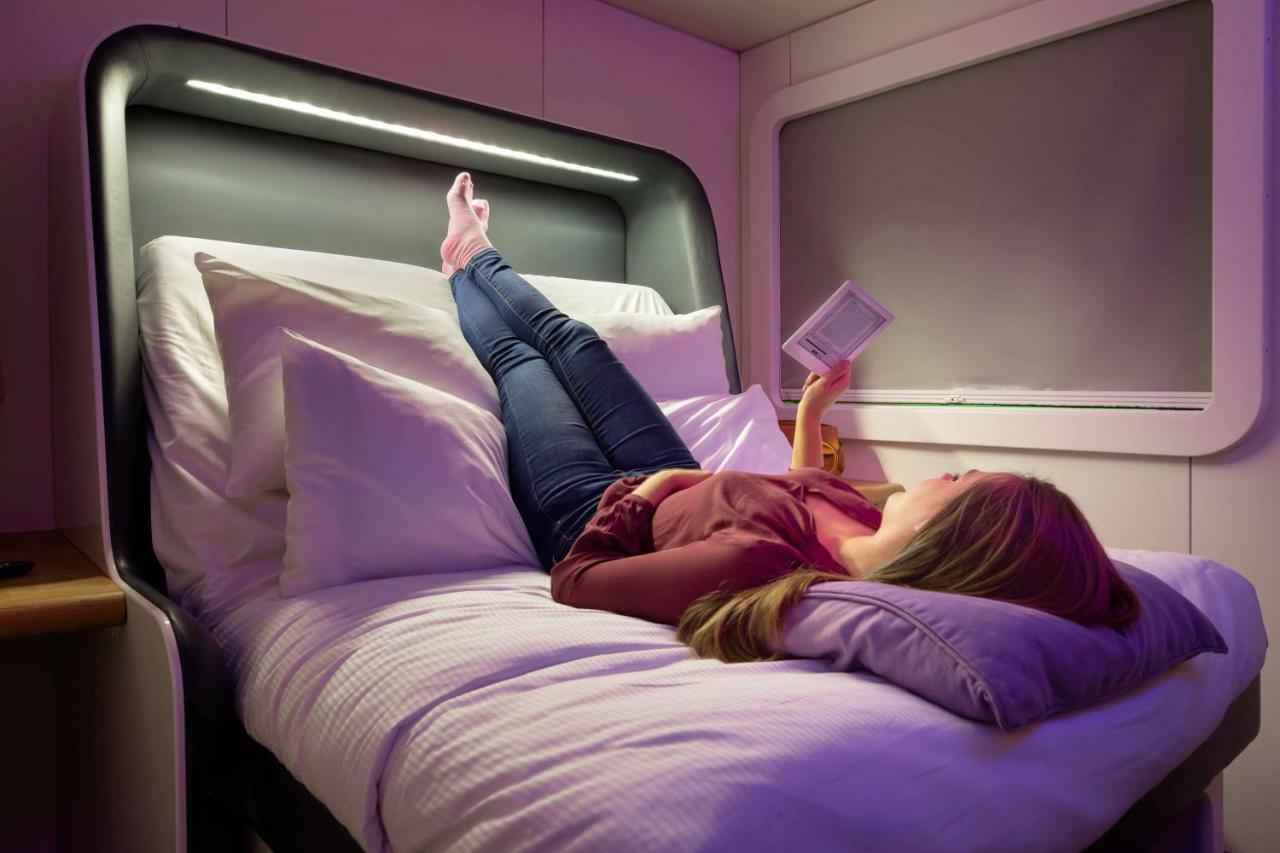 Yotelair London Heathrow Airport Hillingdon Exteriör bild