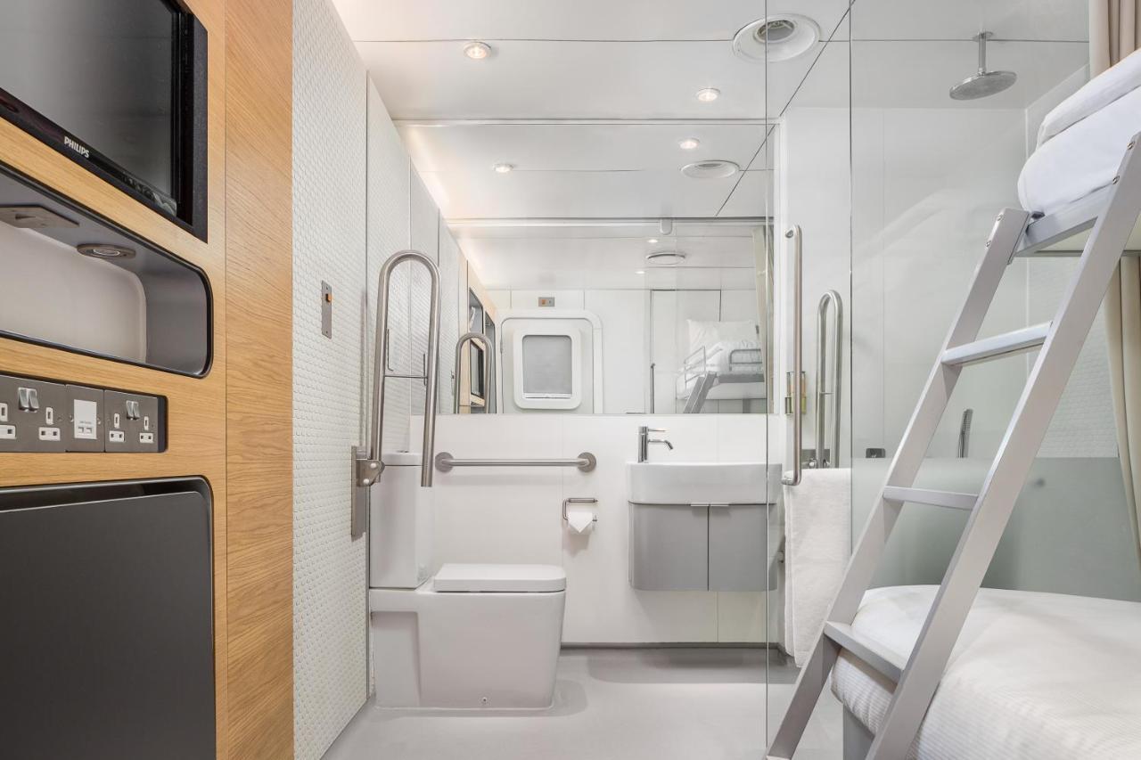 Yotelair London Heathrow Airport Hillingdon Exteriör bild