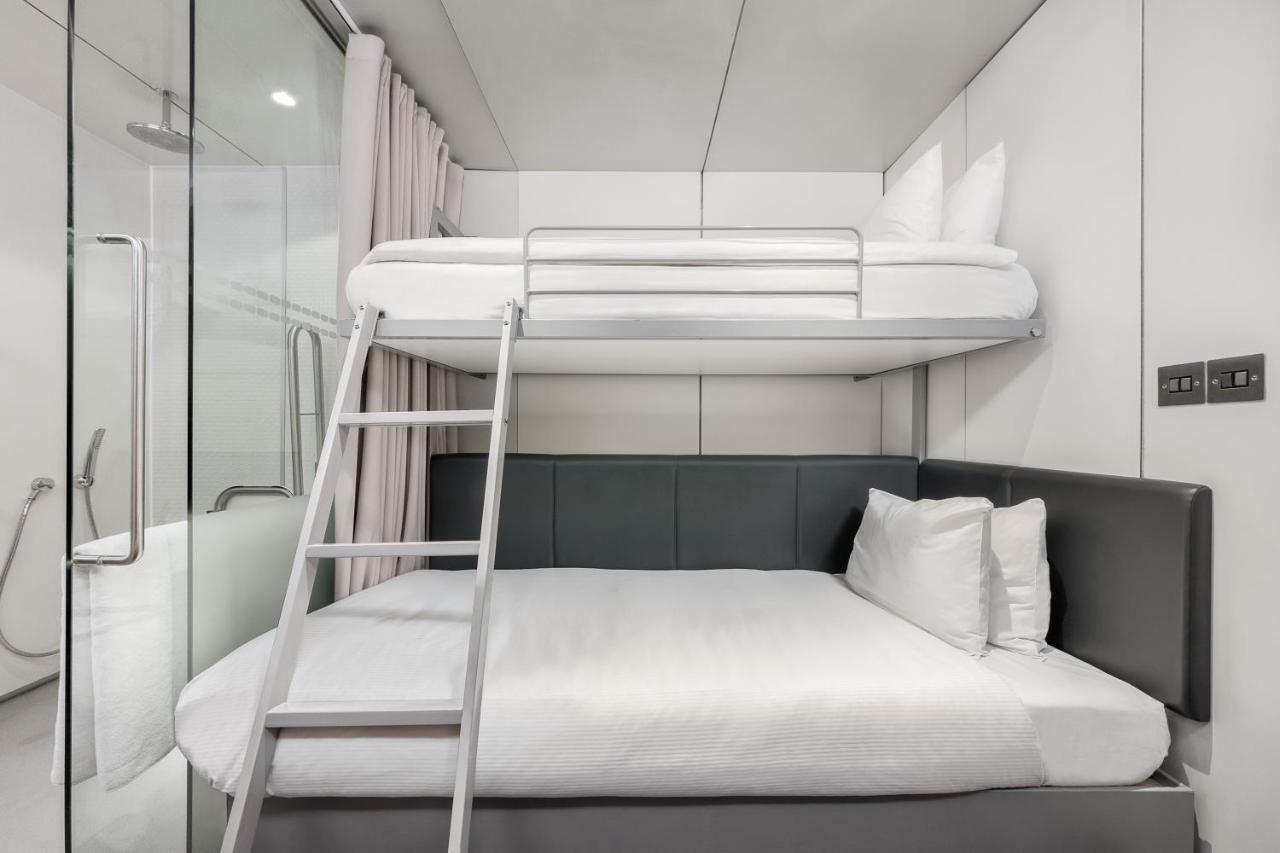 Yotelair London Heathrow Airport Hillingdon Exteriör bild