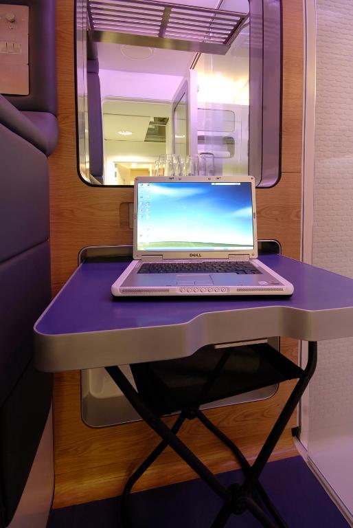 Yotelair London Heathrow Airport Hillingdon Rum bild